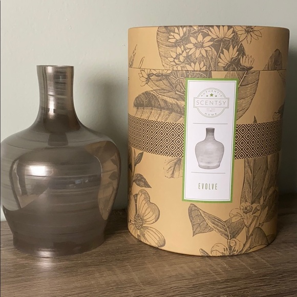 Scentsy Diffuser Shade - Evolve NWT - Picture 4 of 5